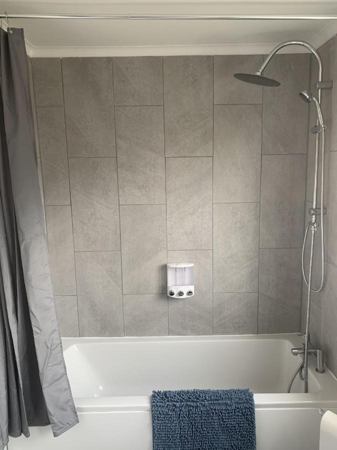 Crowthorne House, Beautiful 3 Bedroom Home For Upto 8 Guests, With Sofa Bed Cul-De-Sac With Private Driveway Nottingham Exterior foto