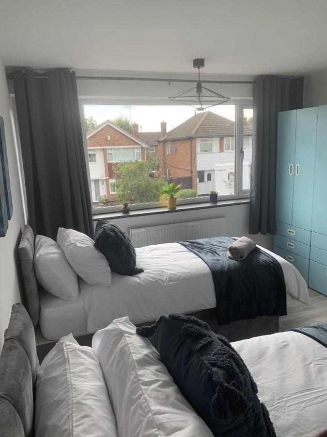 Crowthorne House, Beautiful 3 Bedroom Home For Upto 8 Guests, With Sofa Bed Cul-De-Sac With Private Driveway Nottingham Exterior foto